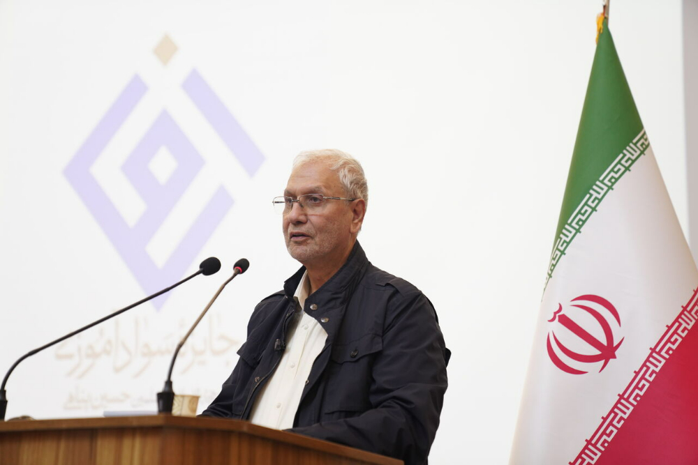 ربیعی: مقابله با بازماندگی از تحصیل برنامه اصلی دولت است