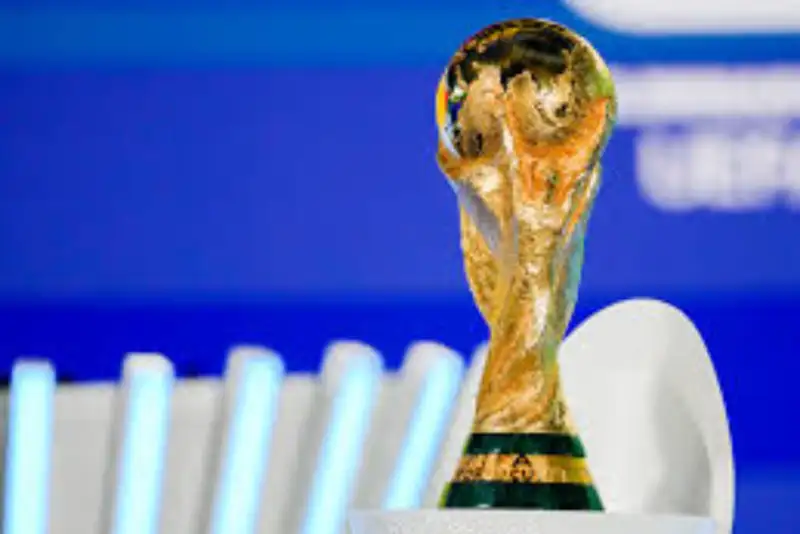 پایان کار انگلیس و فرانسه با پیروزی بر رقبا