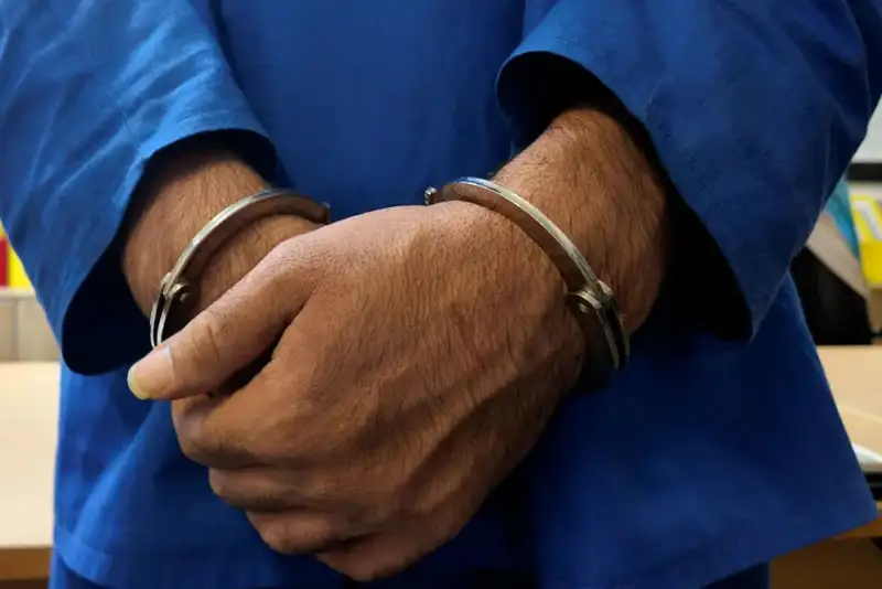 قاتل متواری پس از 22 سال در یکی از جزایر خلیج فارس دستگیر شد