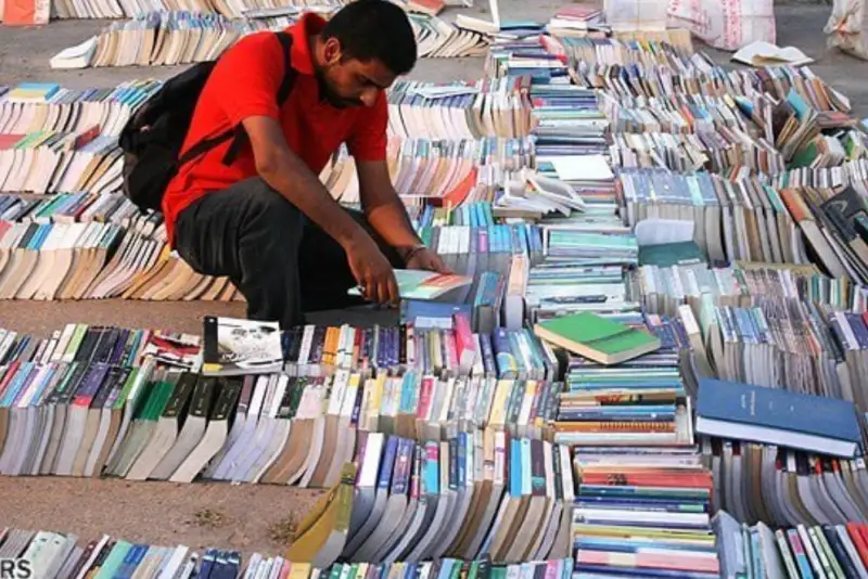 کتاب‌خوان نداریم، همه کتاب‌نویس شده‌اند
