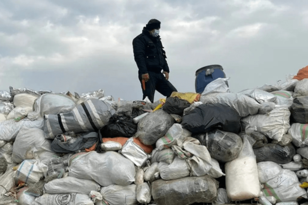 20 تن موادمخدر در کهریزک به آتش کشیده شد