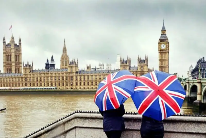 دولت انگلیس: دوره پناهندگی دائم پایان یافت