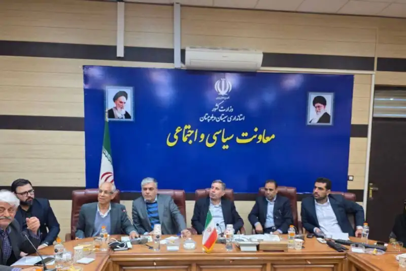 مشاور رئیس‌جمهور: مطالبات ملی را نباید به رقابت‌های درون‌حزبی تقلیل داد