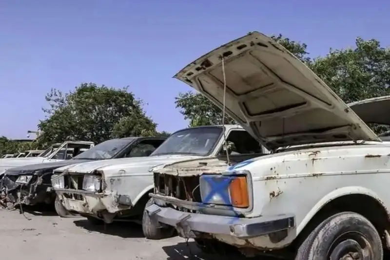 انتقال 928 خودرو رها شده در پایتخت به پارکینگ