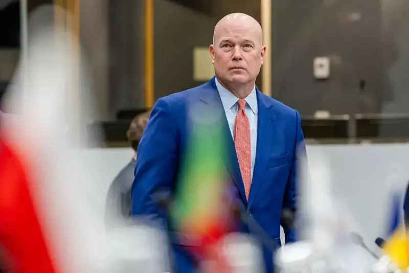 اتحادیه اروپا رویکرد تهاجمی‌تری علیه روسیه اتخاذ کند