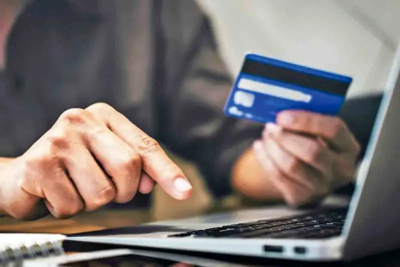 مراقب کلاهبرداری‌های سایبری باشید