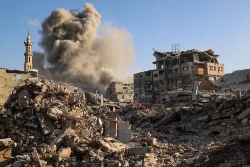 انفجارهای مجدد در شهر خان‌یونس غزه / 14 نفر به شهادت رسیدند