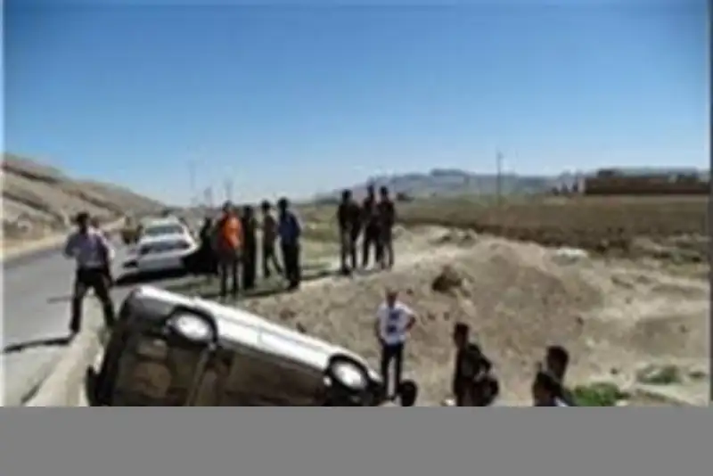 دو کشته در واژگونی مرگبار پژو در جاده کاشان- موته