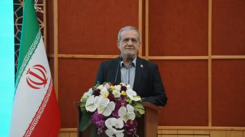 قادریم بدون نفت زندگی کنیم/  3هزار مگاوات پنل خورشیدی به چرخه تولید وارد کردیم