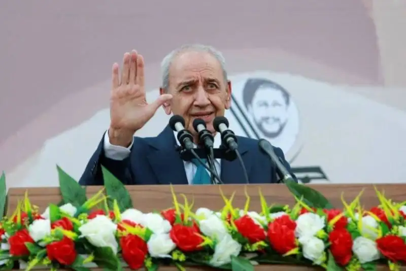 تأکید رئیس پارلمان لبنان بر اهمیت استقلال و تعهد ملی