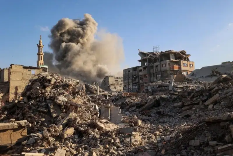 سخنگوی حماس: اشغالگران روزانه توافق آتش بس را نقض می‌کنند