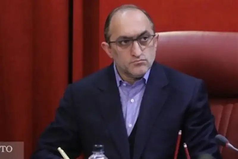 لایحه‌ای که باعث افزایش میل کارمندان به بازنشستگی  می شود