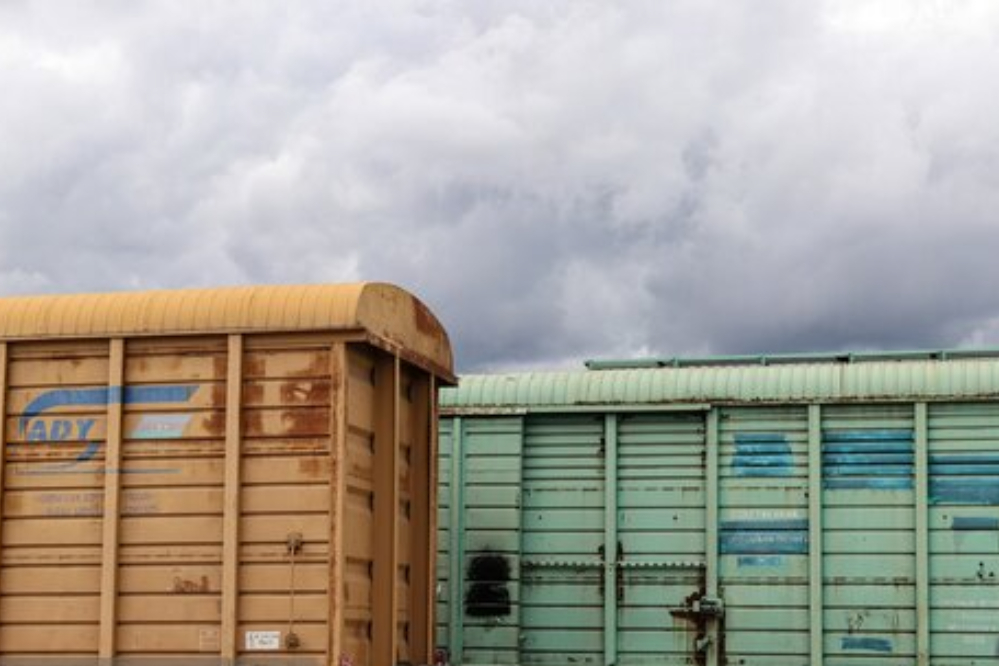 إيران تصبح البوابة الذهبية لنقل 60 مليون طن من البضائع بالسكك الحديدية بين الصين وأوروبا