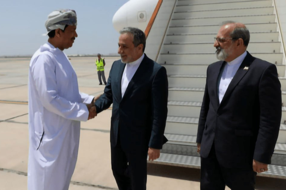 سفر وزیر امور خارجه به عمان