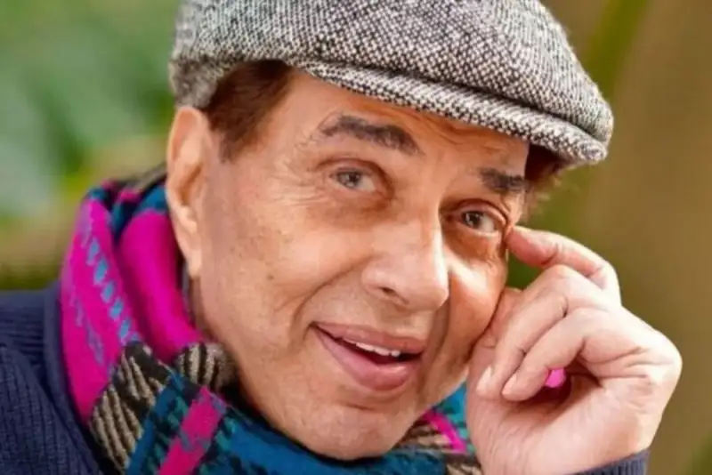 ستاره سینمای هند و بازیگر فیلم شعله درگذشت