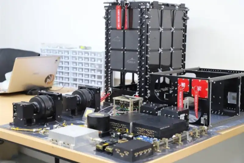 جزئیات پرتاب ماهواره‌های سنجشی ایران / 3 ماهواره در یک روز