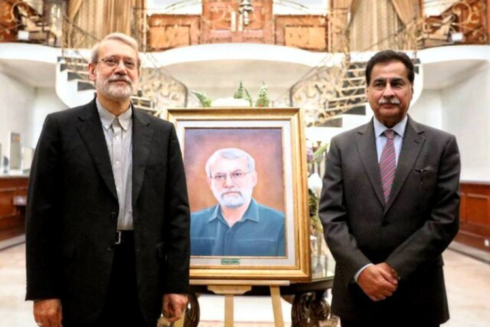 איראן ופקיסטן מדגישות את הצורך לחזק את שיתוף הפעולה הפוליטי והכלכלי בין שתי המדינות.