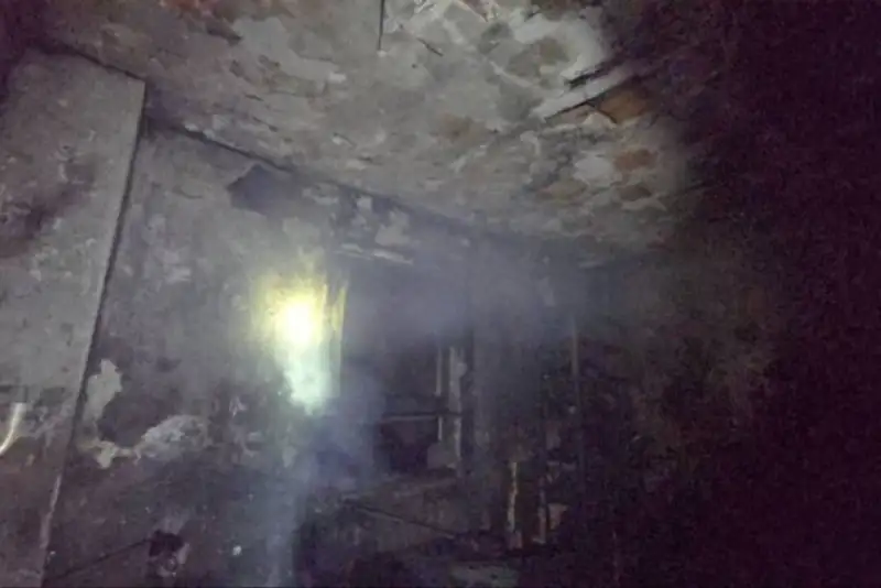 آتش‌سوزی در یک ساختمان 9 طبقه در ولیعصر