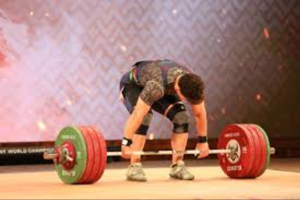 درخشش ایرانی‌ها در جام فجر؛ قهرمانی دو وزنه‌بردار در روز نخست رقابت‌ها