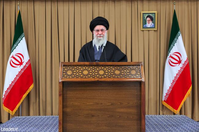 گزارش تصویری| سخنرانی تلویزیونی رهبر انقلاب خطاب به مردم ایران