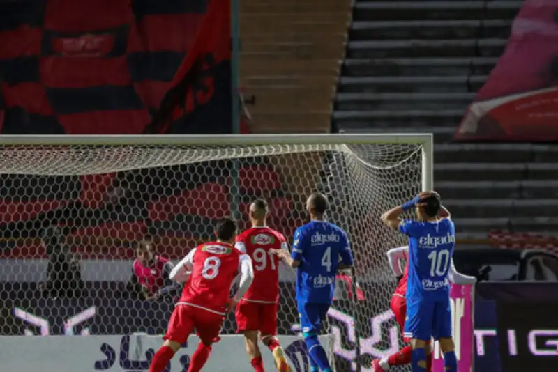 غافلگیری تکنولوژیک در دربی