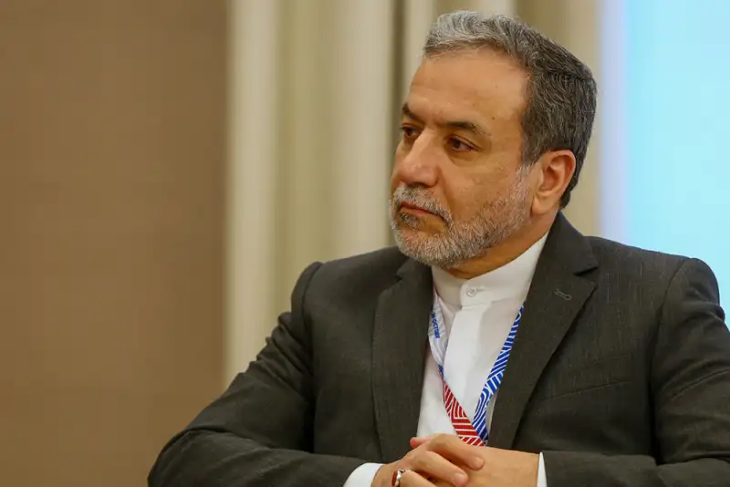 عراقچی: گفت‌وگو با فرانسه ادامه می‌یابد/ در پاریس در مورد اوکراین رایزنی کردیم