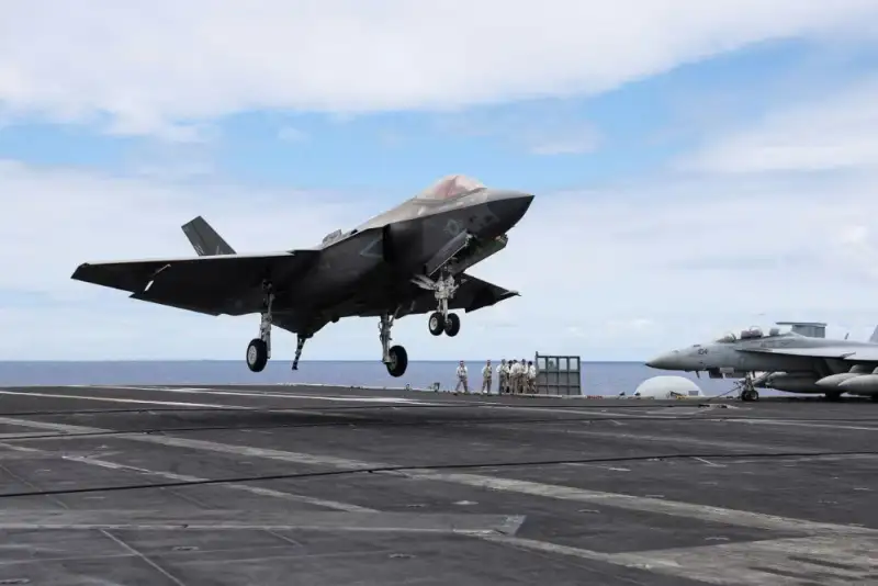 ماجرای پرواز جنگنده‌ها بر فراز اربیل عراق چه بود؟