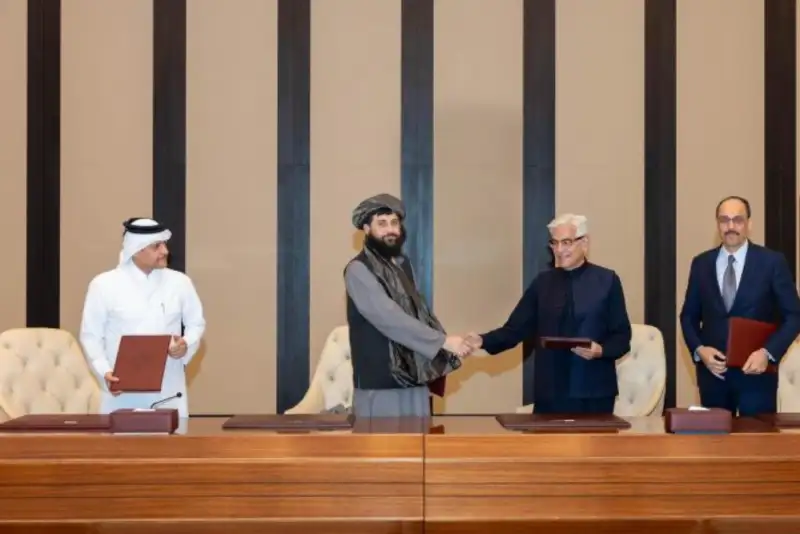 پاکستان و افغانستان برای حفظ آتش‌بس توافق کردند