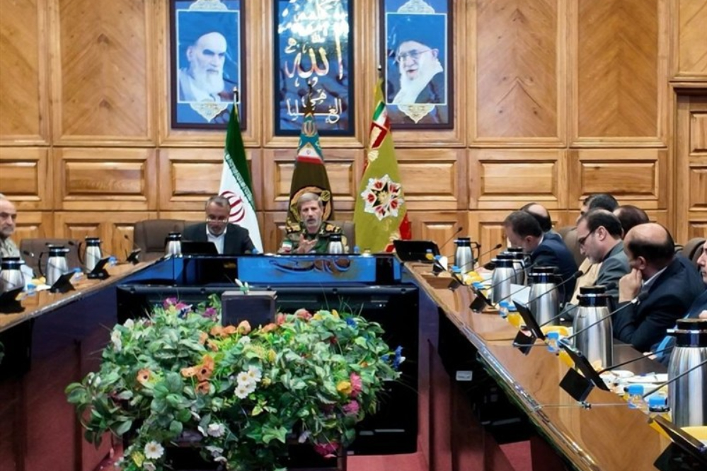 سرلشکر حاتمی: در ارتقاء قدرت دفاعی لحظه‌ای را از دست نداده‌ایم