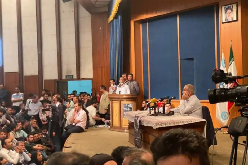 حضور پزشکیان در دانشگاه علوم پزشکی شهید بهشتی از سوی دولت تایید شد