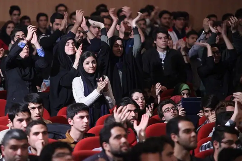 سکوت دانشجو خسارت‌بارتر از فریاد اعتراض اوست