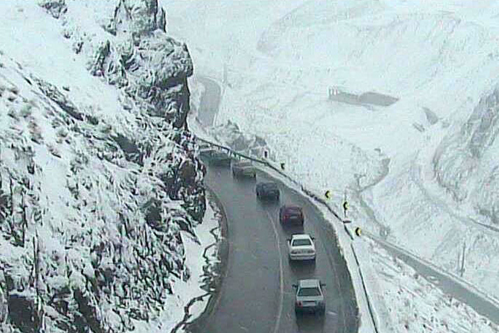 جاده کندوان بارفی و لغزنده است