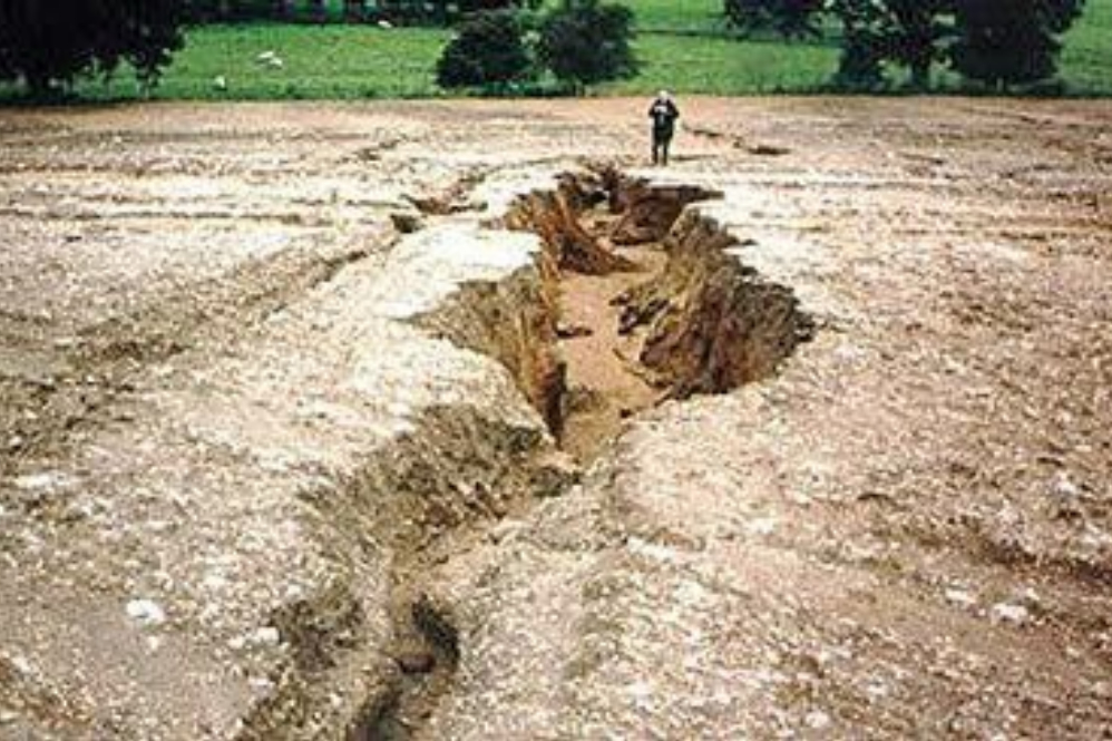 فرسایش خاک با شدت 16 تن در هکتار