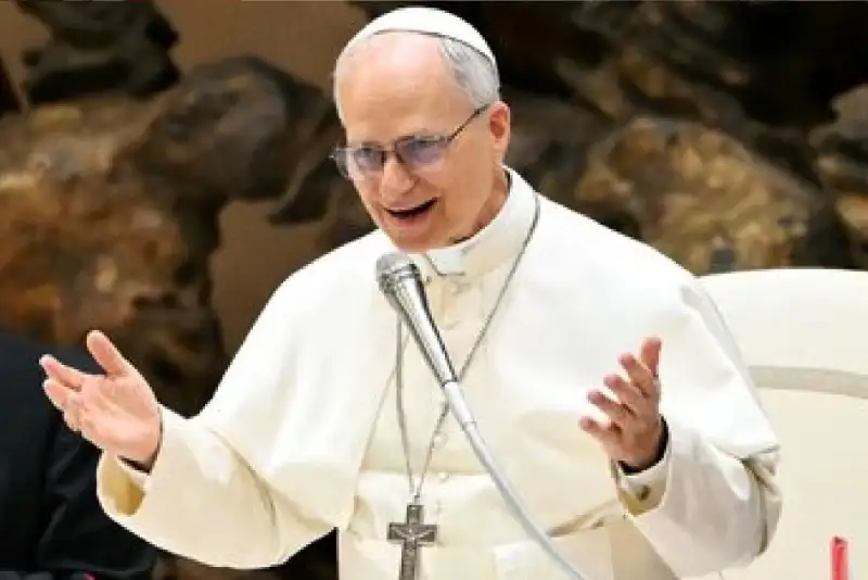 دونالد ترامپ خواهان دیدار با پاپ لئو چهاردهم شد