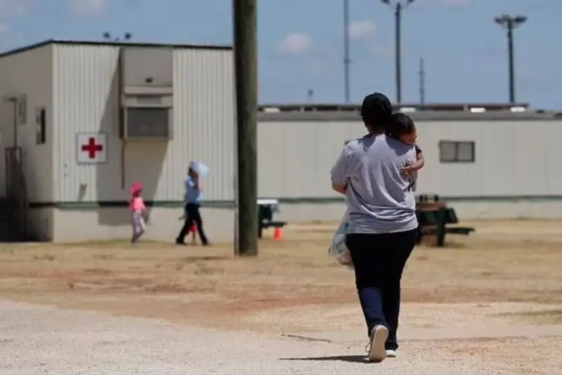 چرا  مهاجران وزیر امنیت داخلی آمریکا را بی خواب کرده است؟