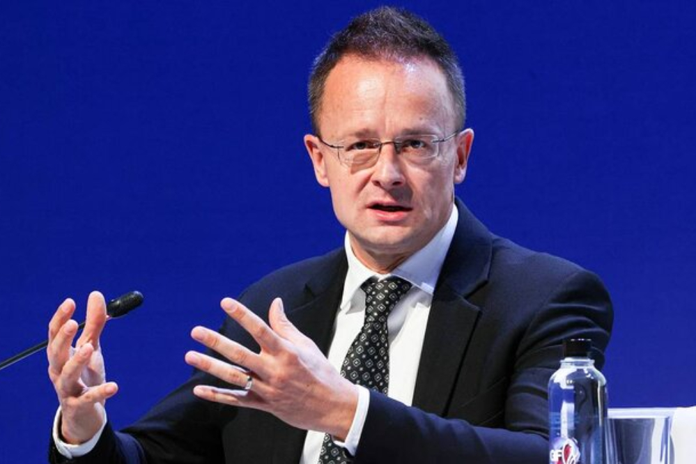 دبیرکل ناتو از پشت به مذاکرات صلح اوکراین خنجر زد