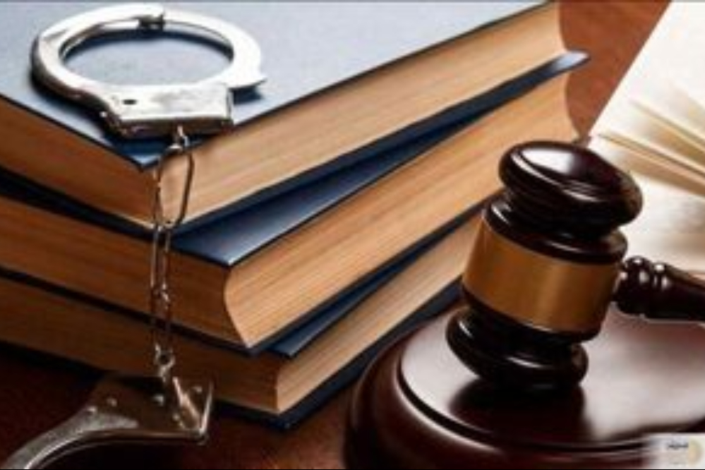 رفتارهای غیرقانونی عده‌ای در یک مراسم ختم در مشهد