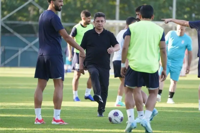 قلعه‌نویی خواهان 4 بازی تدارکاتی شد