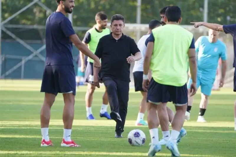 قلعه‌نویی خواهان 4 بازی تدارکاتی برای تیم ملی شد