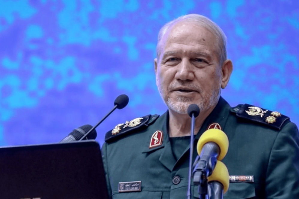 Генерал-майор Сафави: Америка не может контролировать экономические отношения Ирана