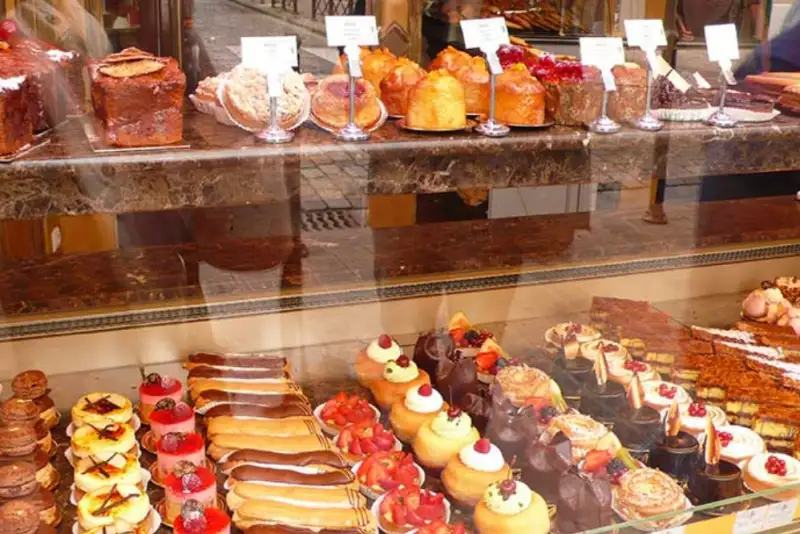 آیا شیرینی‌جات را باید از زندگی حذف کرد؟