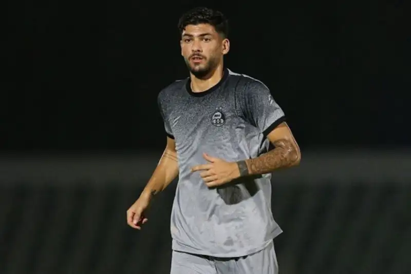 مصدومیت بد موقع وینگر استقلال