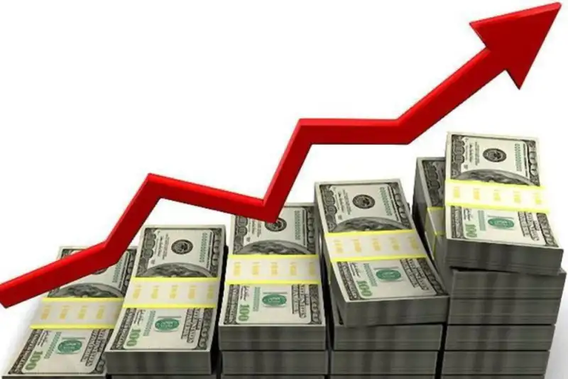 سکوت خطرناک تیم اقتصادی دولت در مسابقه قیمت‌ها