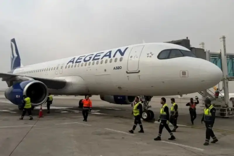 اولین هواپیمای اروپایی در فرودگاه بغداد نشست