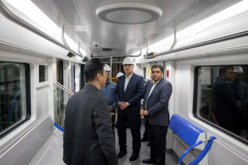 تحویل اولین رام قطار چینی برای ورود به متروی تهران
