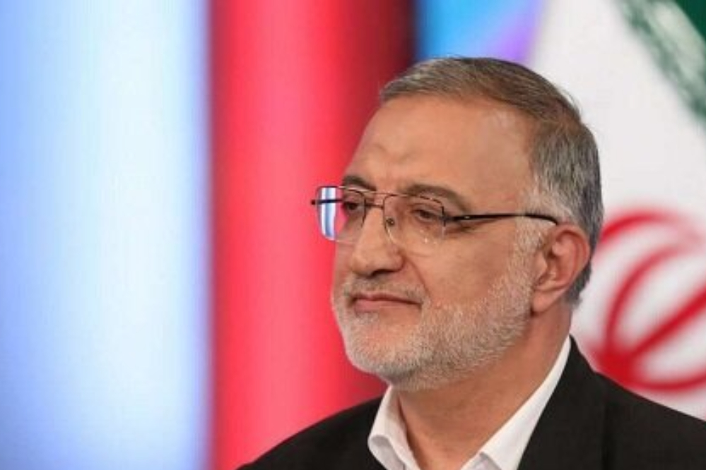 بلدية طهران تتسلم أول عربة مترو صينية