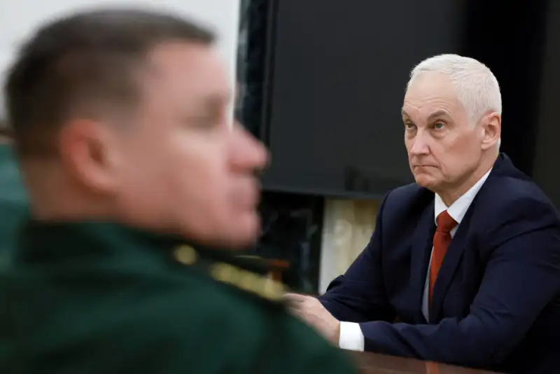 وزیر دفاع روسیه: ناتو  آماده درگیری با روسیه است