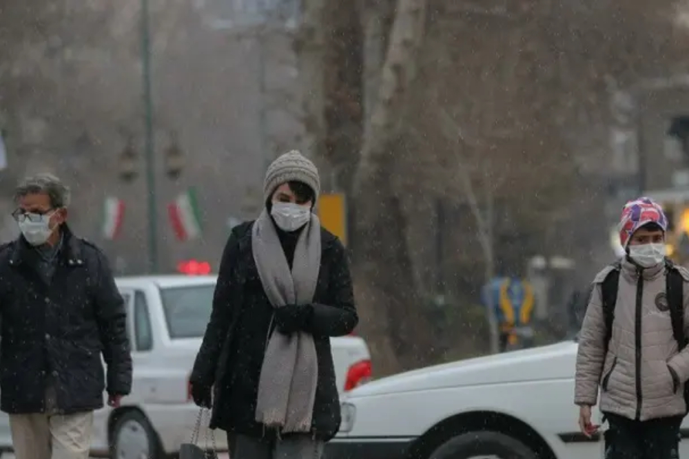 تهران درگیر سرما و آلاینده‌ها