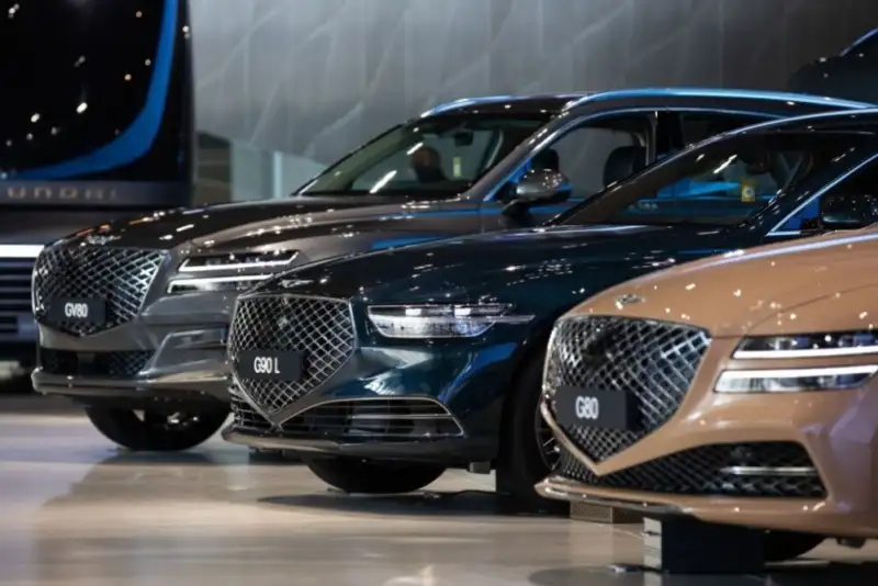 سهمیه بنزین خودروهای خارجی با موتور بالای 1300 سی‌سی حذف شد