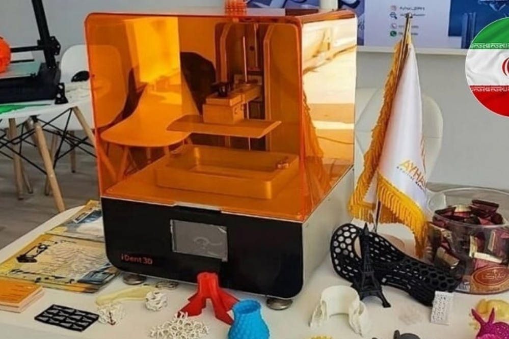 Локализация 50-микронного смоляного 3D-принтера в Тегеранском университете